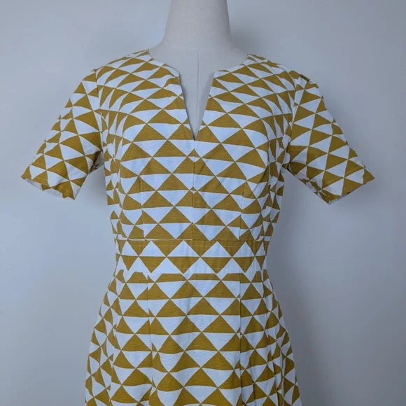 Geometric Mini Dress Circle Skirt Short Sleeve Fit Flare - Picture 14 of 16